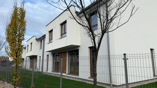 Budowa Ogrodów Przyjaciół 5 – pierwsze gotowe domy już niebawem