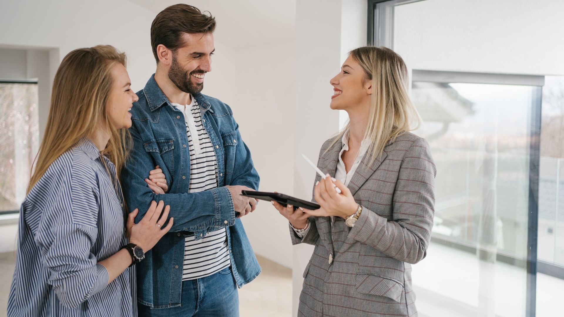 Jak przygotować się do pierwszego spotkania z deweloperem? Praktyczny poradnik dla kupujących