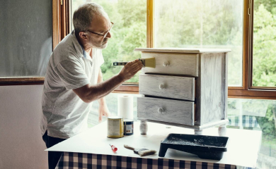 Будьте экологичными — как придать вторую жизнь старой мебели и освежить интерьер?