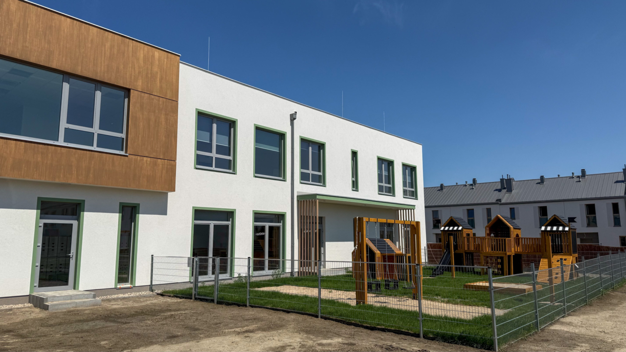 budynek przedszkola Montessori na osiedlu Nova Magdalenka 7