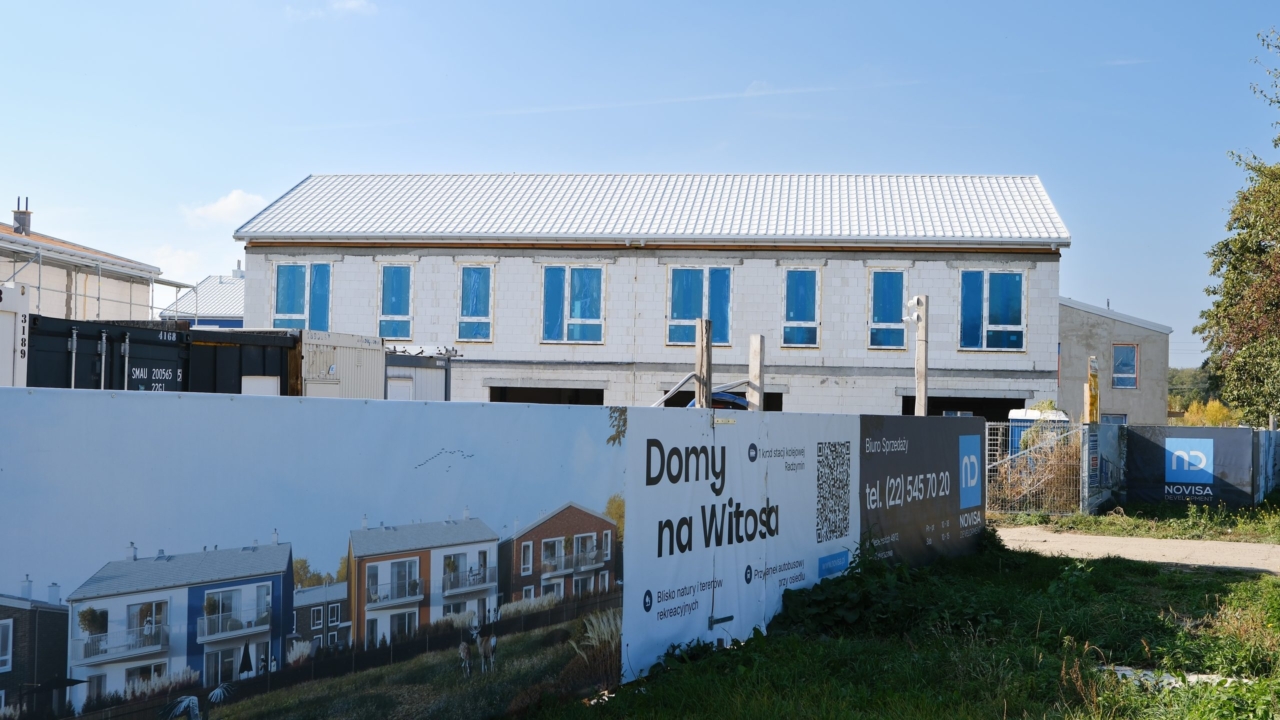 baner osiedla Domy na Witosa na budowie